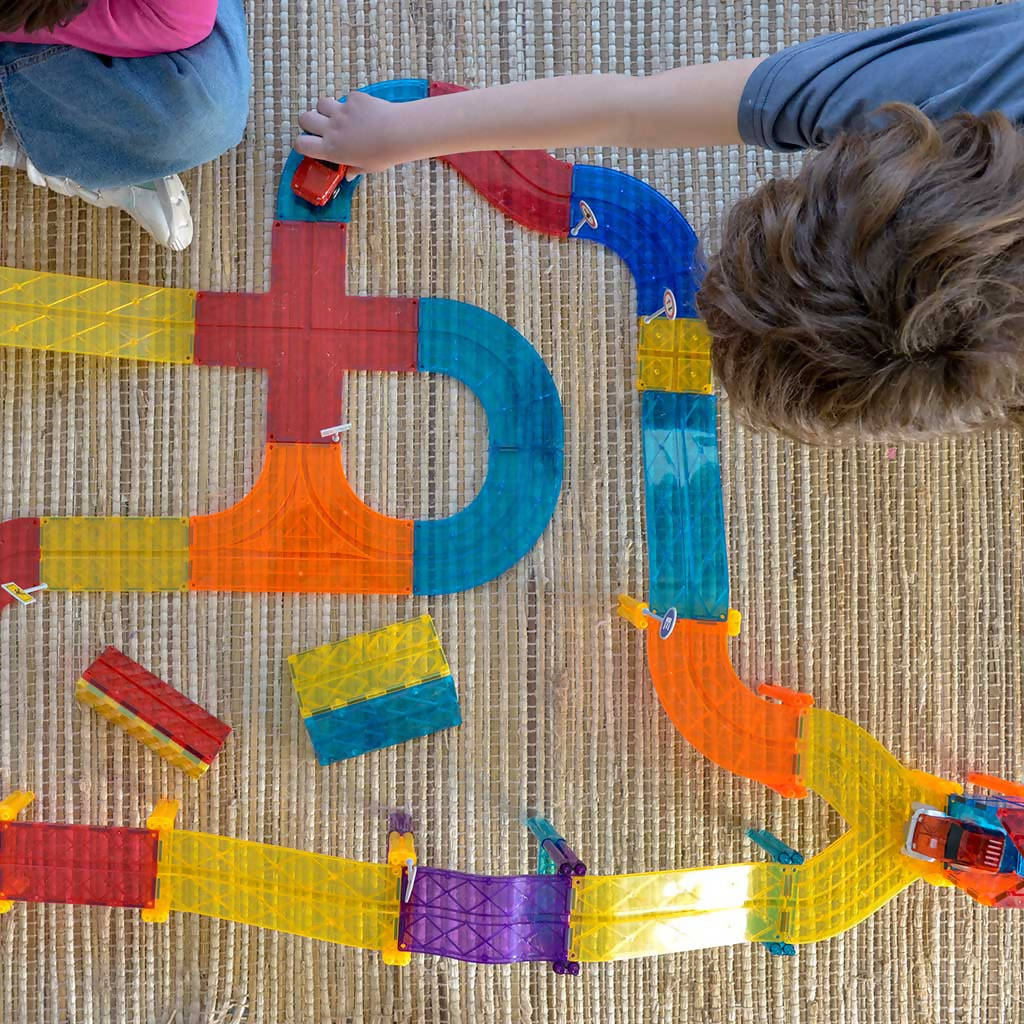 Pista de Carrera Imanix - BrainToys De 50 Piezas